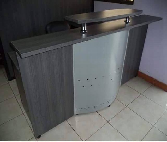 Counter Recto Mixto (Metal y Melamina)