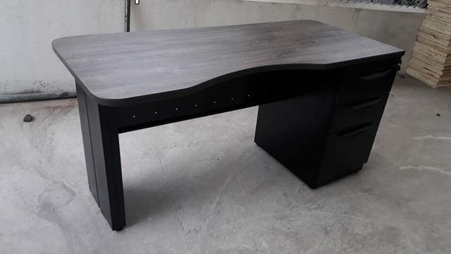 Mesa de Reunión en Melamina