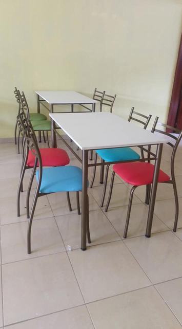 Juego de Comedor de 4 puestos (3 Platinas)